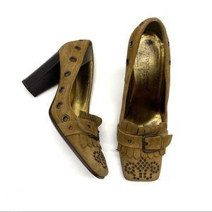 Vintage D&G tan heels with bronze grommets size 37